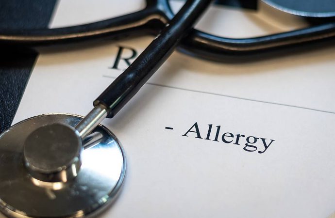 Przewodnik dla alergików po różnych typach alergii i skutecznych metodach leczenia